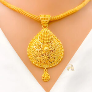 ELEGANT FLORAL ROPE NECKLACE SET W/ DETACHABLE PENDANT